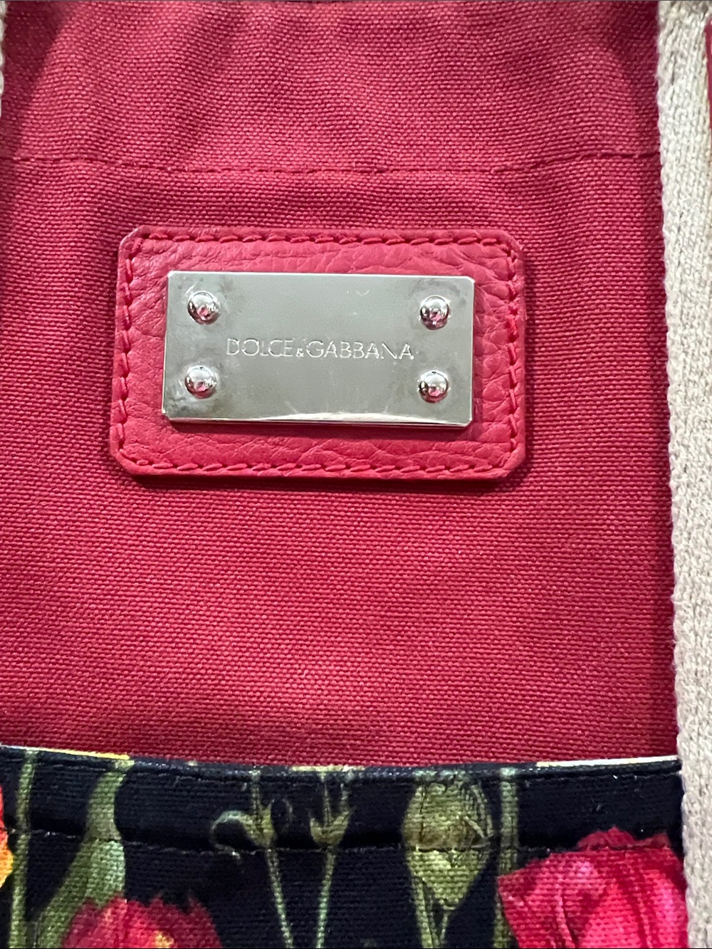 Dolce & Gabbana Red Tulip Canvas Tote - Picture 2 of 13